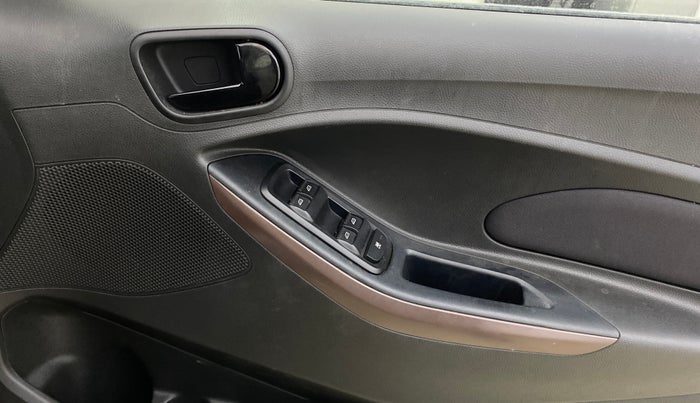 2020 Ford FREESTYLE TITANIUM PLUS 1.2 PETROL, Petrol, Manual, 5,628 km, Driver Side Door Panels Control