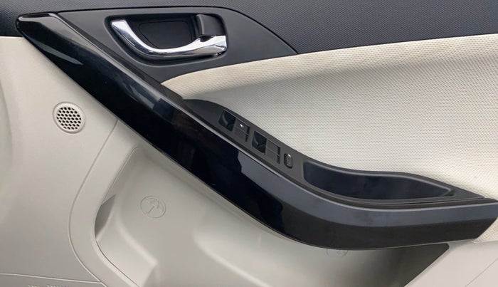 2020 Tata NEXON XZ PLUS (O) PETROL, Petrol, Manual, 26,404 km, Driver Side Door Panels Control