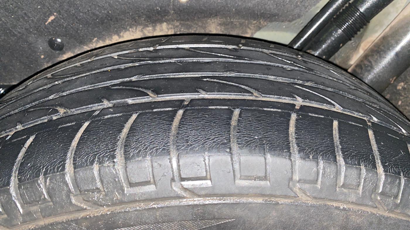 2018 Mahindra MARAZZO M8 7 STR, Diesel, Manual, 57,465 km, Left Rear Tyre Tread