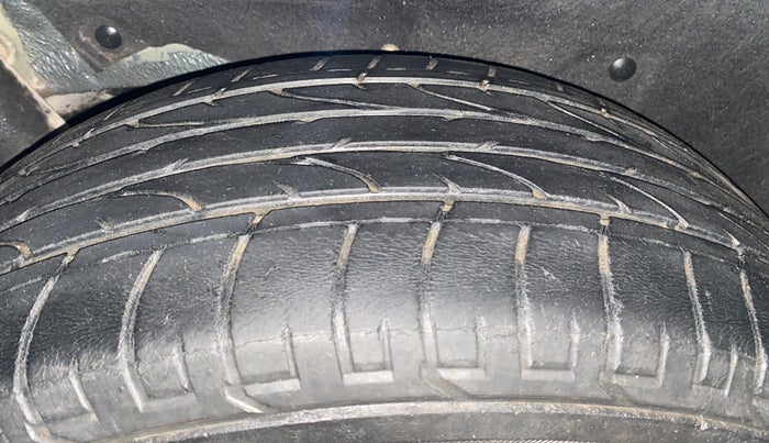 2018 Mahindra MARAZZO M8 7 STR, Diesel, Manual, 57,465 km, Right Rear Tyre Tread