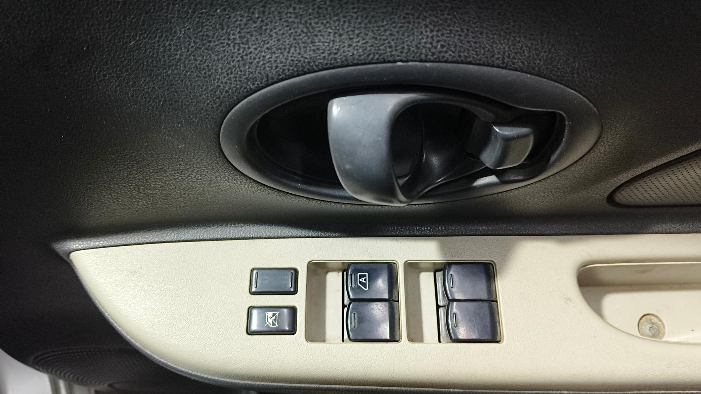 2013 Nissan Micra XV PETROL, Petrol, Manual, 50,468 km, Driver Side Door Panels Control