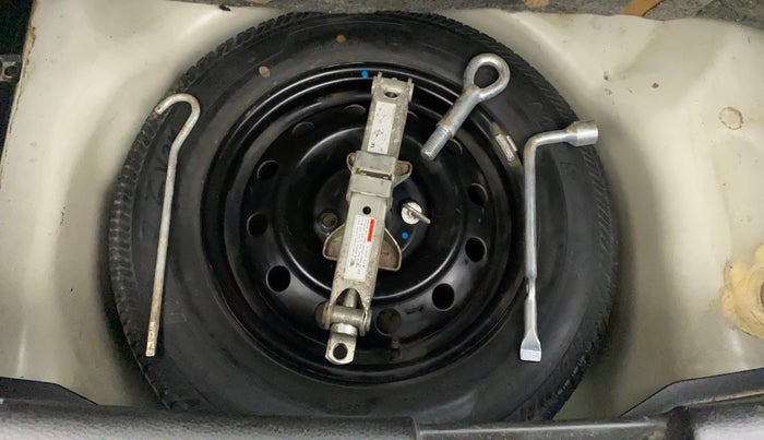 2012 Maruti Swift VXI, Petrol, Manual, 34,096 km, Spare Tyre