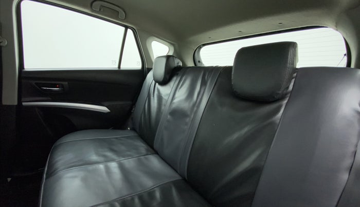 2018 Maruti S Cross ZETA 1.3 SHVS, Diesel, Manual, 57,645 km, Right Side Rear Door Cabin