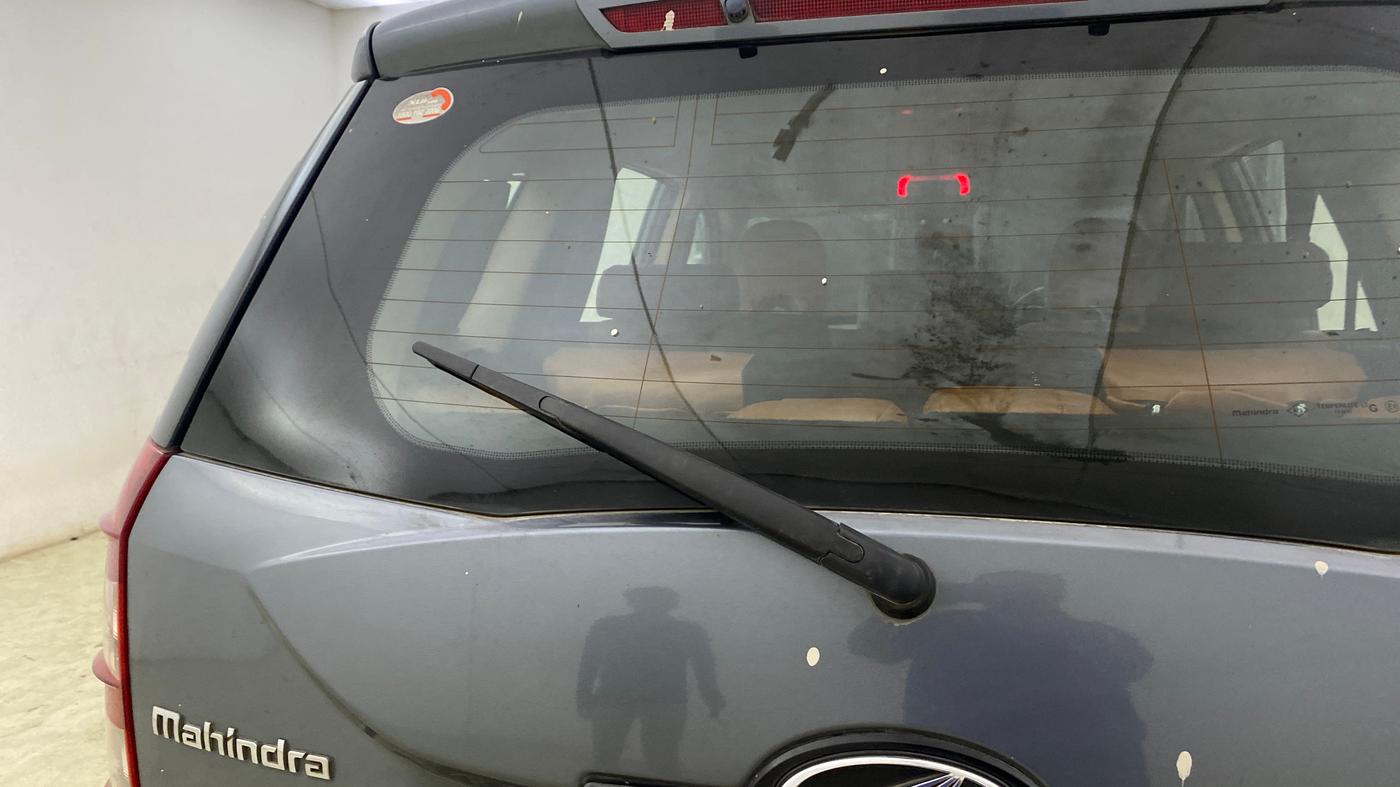 2014 Mahindra XUV500 W6, Diesel, Manual, 70,772 km, Rear Wiper