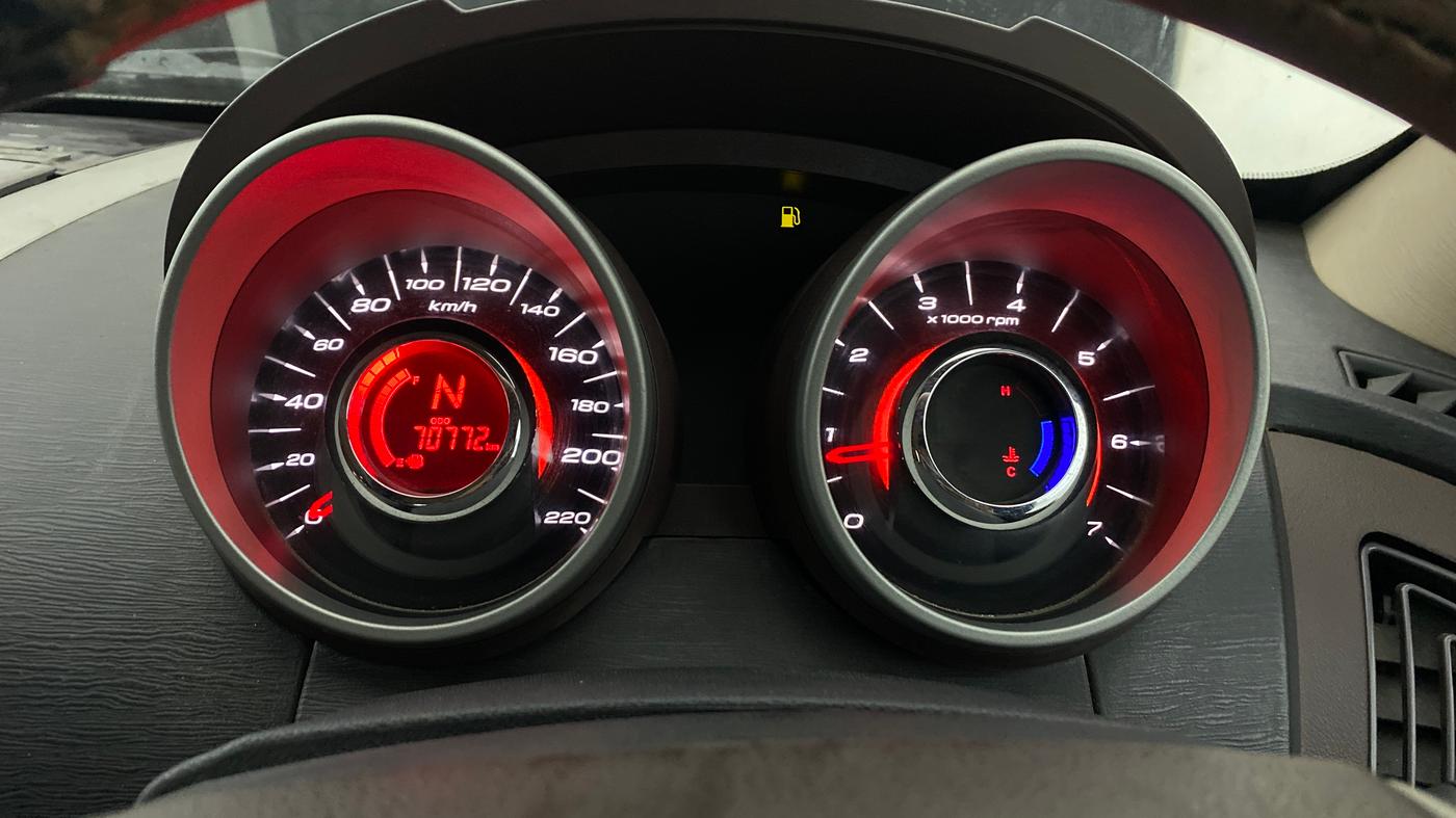 2014 Mahindra XUV500 W6, Diesel, Manual, 70,772 km, Odometer Image
