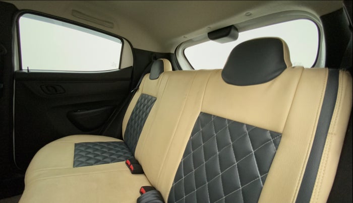2020 Renault Kwid RXT 1.0 AMT (O), Petrol, Automatic, 7,376 km, Right Side Rear Door Cabin