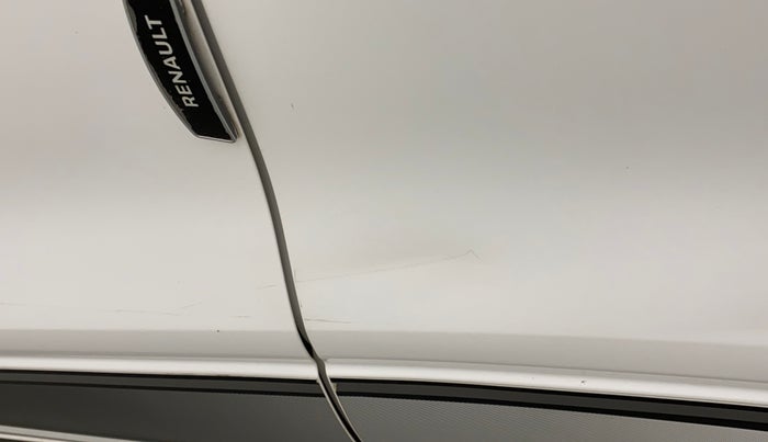 2020 Renault Kwid RXT 1.0 AMT (O), Petrol, Automatic, 7,376 km, Rear left door - Slightly dented