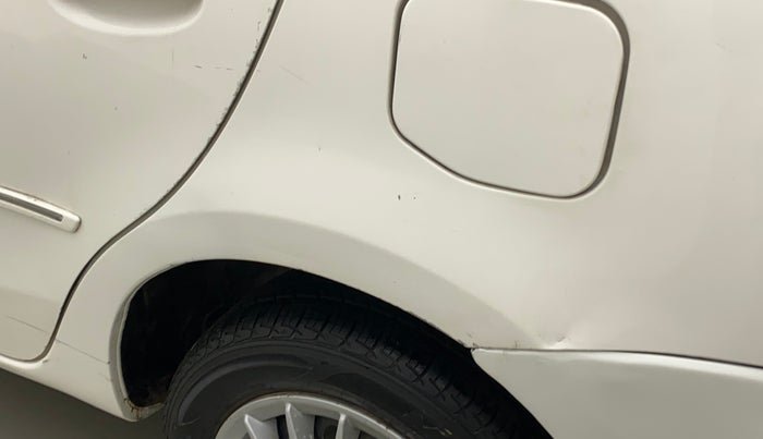 2013 Toyota Etios G, Petrol, Manual, 86,992 km, Left quarter panel - Minor scratches