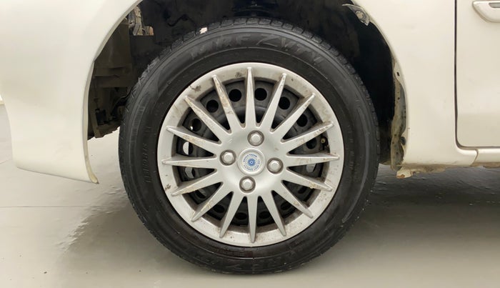 2013 Toyota Etios G, Petrol, Manual, 86,992 km, Left Front Wheel
