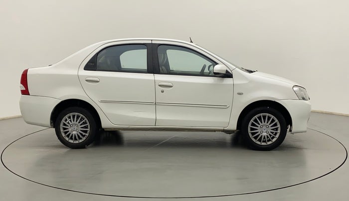 2013 Toyota Etios G, Petrol, Manual, 86,992 km, Right Side View