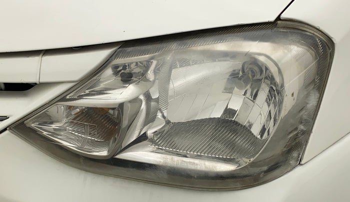 2013 Toyota Etios G, Petrol, Manual, 86,992 km, Left headlight - Minor scratches