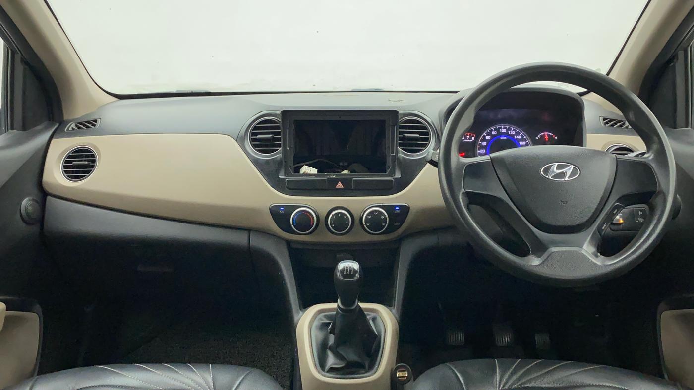2016 Hyundai Grand i10 MAGNA 1.2 KAPPA VTVT, CNG, Manual, 29,435 km, Dashboard