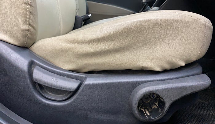 2015 Hyundai Grand i10 ASTA AT 1.2 KAPPA VTVT, Petrol, Automatic, 42,737 km, Driver Side Adjustment Panel