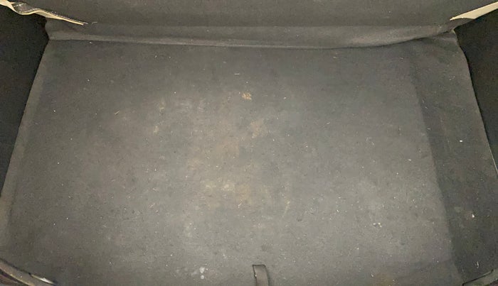 2015 Hyundai Grand i10 ASTA AT 1.2 KAPPA VTVT, Petrol, Automatic, 42,737 km, Boot Inside