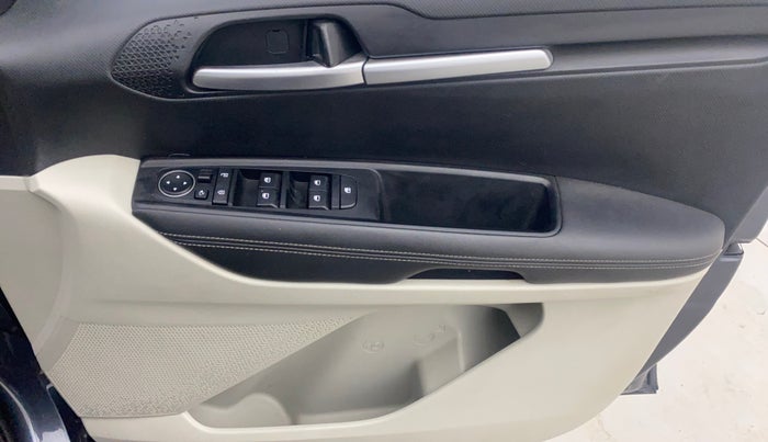 2020 KIA SONET HTX 1.0 IMT, Petrol, Manual, 48,037 km, Driver Side Door Panels Control