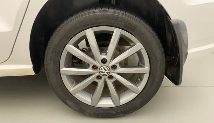 2019 Volkswagen Ameo HIGHLINE PLUS 1.5L AT 16 ALLOY, Diesel, Automatic, 63,113 km, Left Rear Wheel