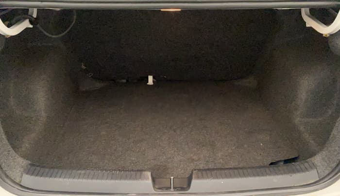 2019 Volkswagen Ameo HIGHLINE PLUS 1.5L AT 16 ALLOY, Diesel, Automatic, 63,113 km, Boot Inside