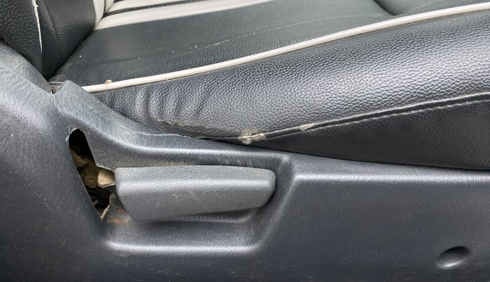 2018 Maruti Alto K10 VXI, Petrol, Manual, 96,295 km, Driver Side Adjustment Panel