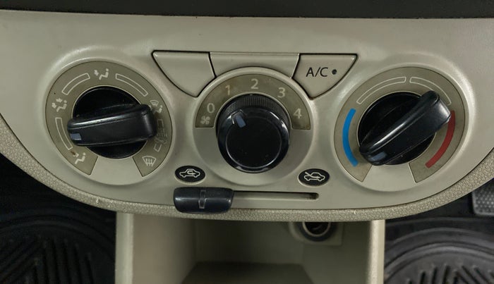 2018 Maruti Alto K10 VXI, Petrol, Manual, 96,295 km, AC Unit - Directional switch has minor damage