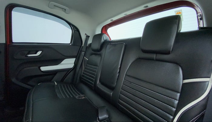 2022 Tata PUNCH CREATIVE AMT 1.2 RTN DUAL TONE, Petrol, Automatic, 3,750 km, Right Side Rear Door Cabin