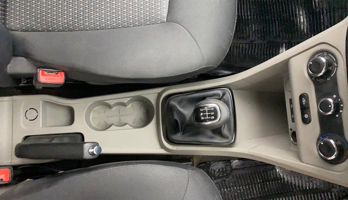 2019 Tata Tiago XZ PETROL, Petrol, Manual, 68,233 km, Gear Lever