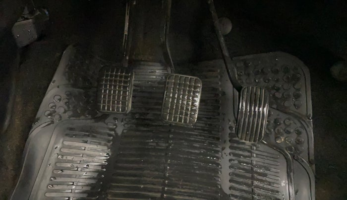 2019 Tata Tiago XZ PETROL, Petrol, Manual, 68,233 km, Pedals