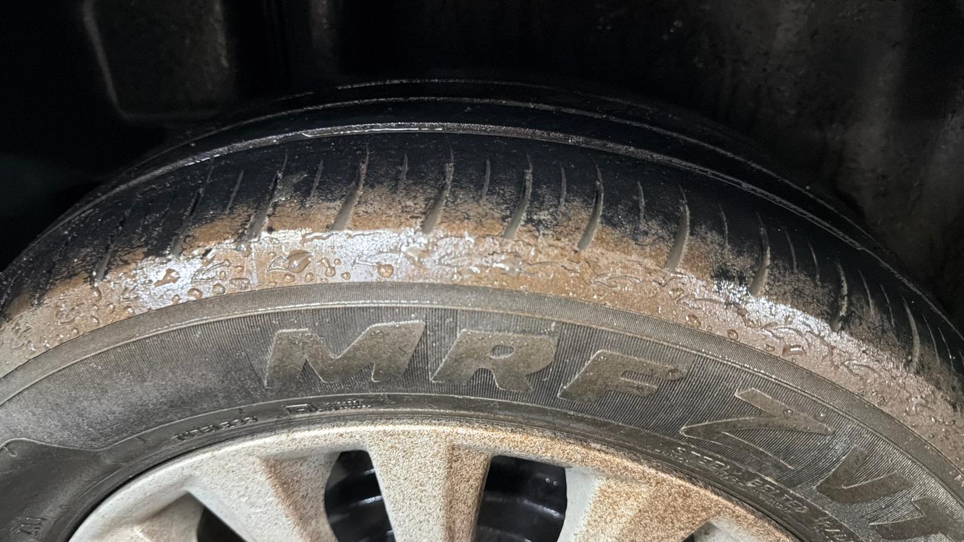 2017 Maruti Ciaz ZETA 1.4  MT PETROL, Petrol, Manual, 90,694 km, Right Rear Tyre Tread