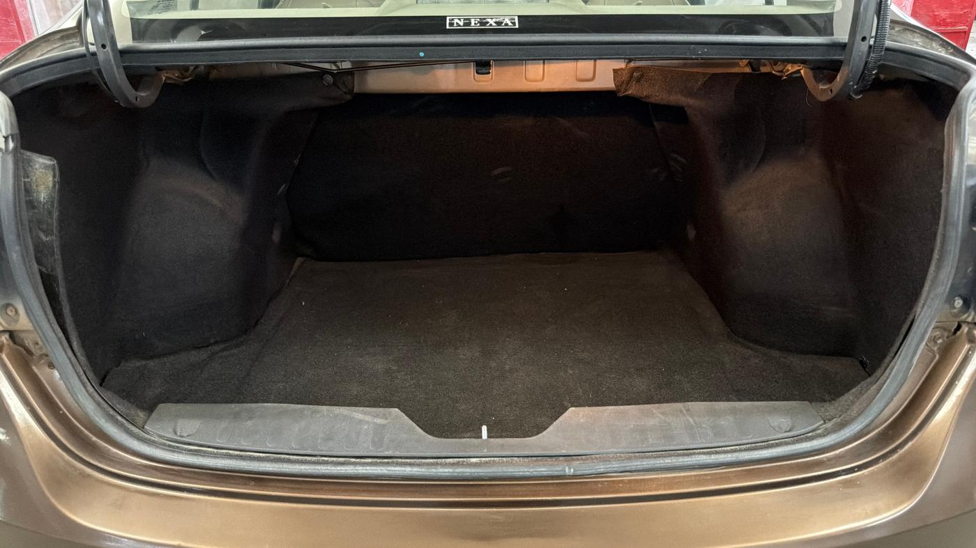 2017 Maruti Ciaz ZETA 1.4  MT PETROL, Petrol, Manual, 90,694 km, Boot Inside