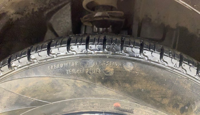 2016 Datsun Redi Go T (O), Petrol, Manual, 69,397 km, Right Front Tyre Tread