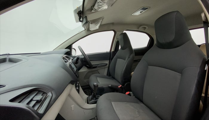 2018 Tata Tiago XM DIESEL, Diesel, Manual, 60,917 km, Right Side Front Door Cabin