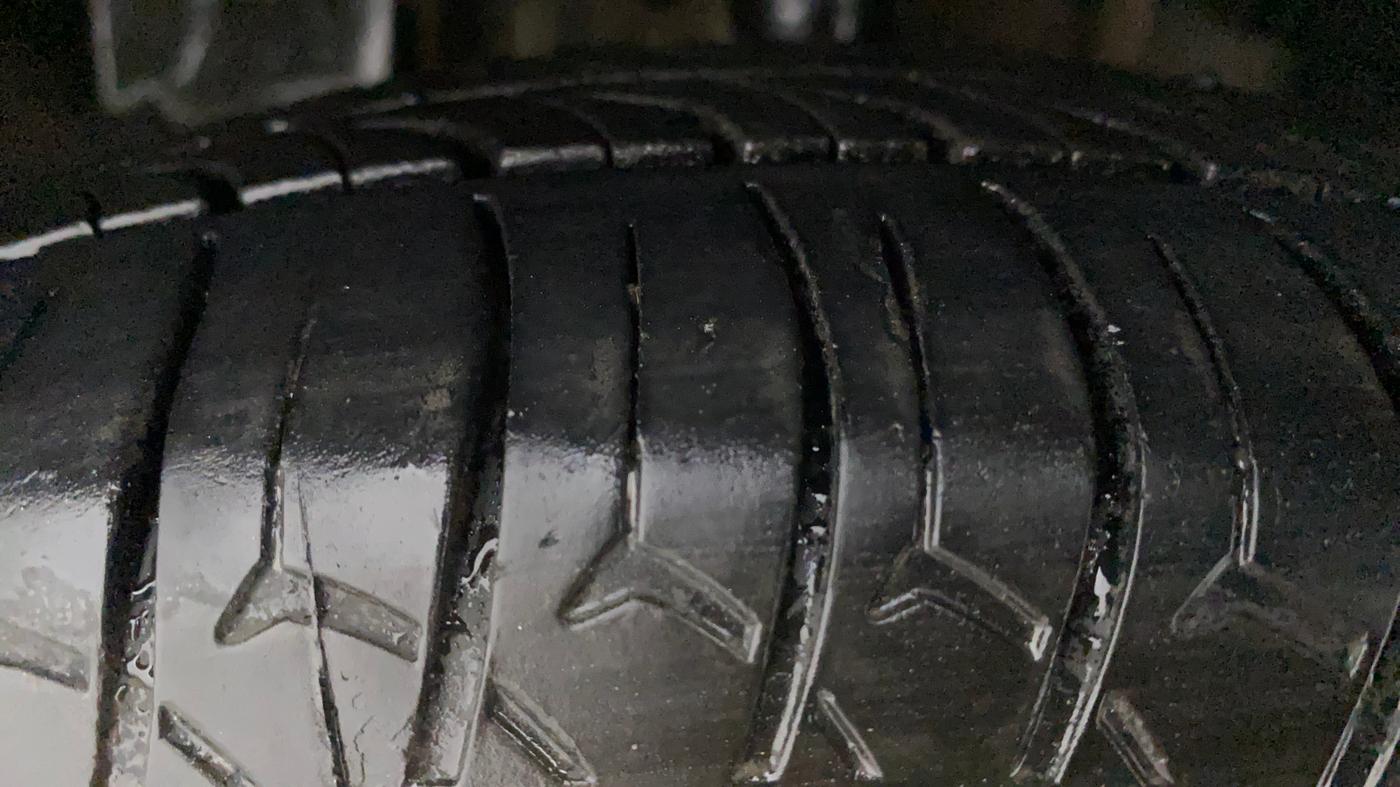 2018 Tata Tiago XM DIESEL, Diesel, Manual, 60,917 km, Left Front Tyre Tread