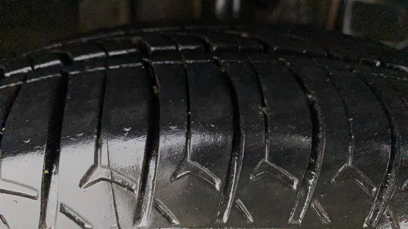 2018 Tata Tiago XM DIESEL, Diesel, Manual, 60,917 km, Right Front Tyre Tread