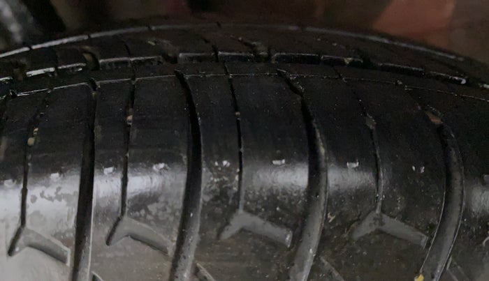 2018 Tata Tiago XM DIESEL, Diesel, Manual, 60,917 km, Right Rear Tyre Tread