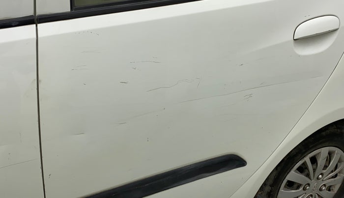 2013 Hyundai i10 MAGNA 1.2, CNG, Manual, 74,994 km, Rear left door - Slightly dented