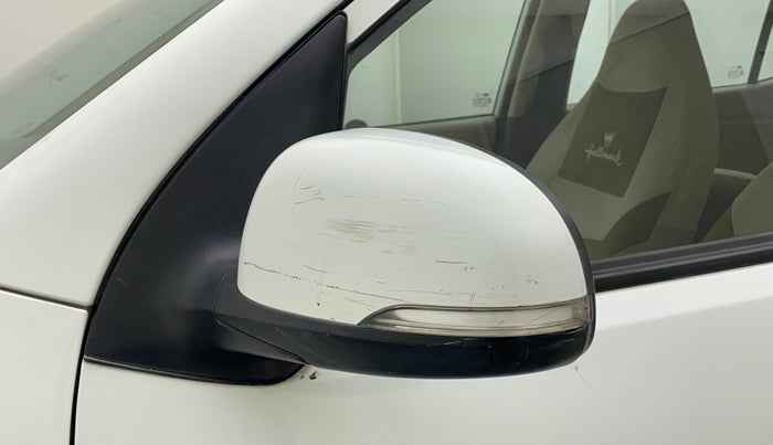 2013 Hyundai i10 MAGNA 1.2, CNG, Manual, 74,994 km, Left rear-view mirror - Indicator light has minor damage