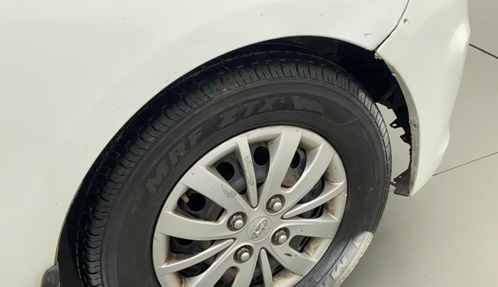 2013 Hyundai i10 MAGNA 1.2, CNG, Manual, 74,994 km, Right fender - Lining missing
