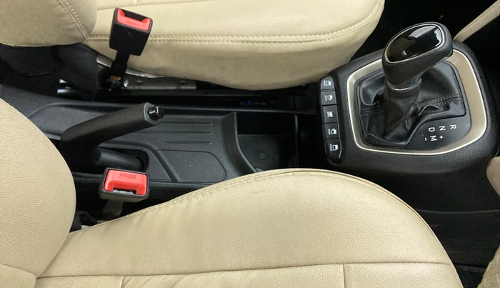 2019 Hyundai NEW SANTRO SPORTZ AMT, Petrol, Automatic, 20,413 km, Gear Lever