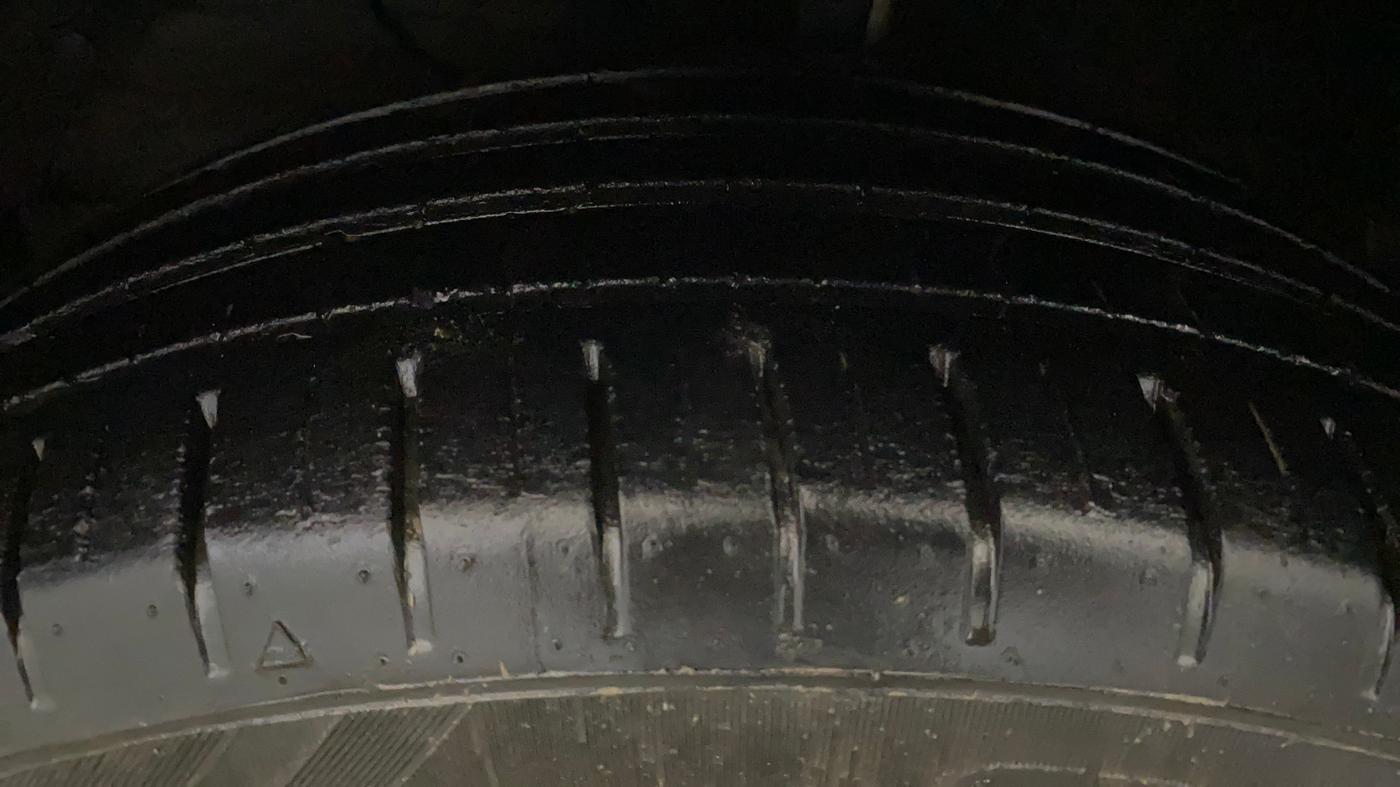 2021 Maruti Baleno ALPHA PETROL 1.2, Petrol, Manual, 21,545 km, Left Front Tyre Tread