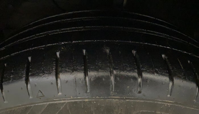2021 Maruti Baleno ALPHA PETROL 1.2, Petrol, Manual, 21,455 km, Left Front Tyre Tread