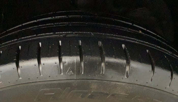 2021 Maruti Baleno ALPHA PETROL 1.2, Petrol, Manual, 21,455 km, Right Front Tyre Tread