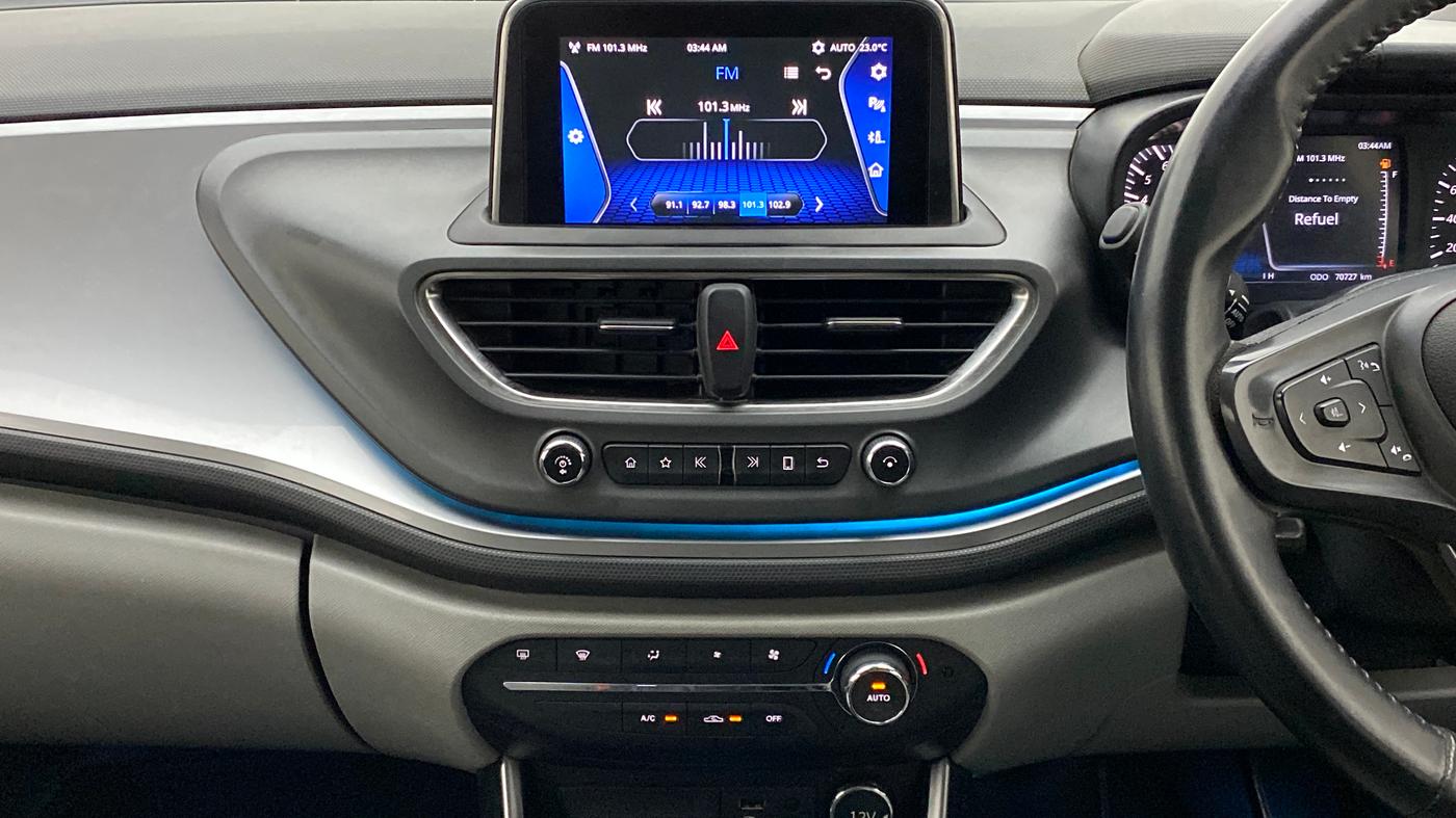 2020 Tata ALTROZ XZ 1.2, Petrol, Manual, 70,764 km, Air Conditioner