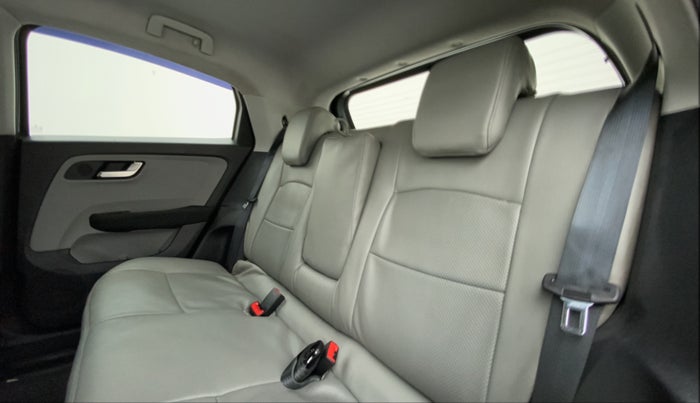2020 Tata ALTROZ XZ 1.2, Petrol, Manual, 70,764 km, Right Side Rear Door Cabin