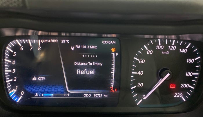 2020 Tata ALTROZ XZ 1.2, Petrol, Manual, 70,764 km, Odometer Image