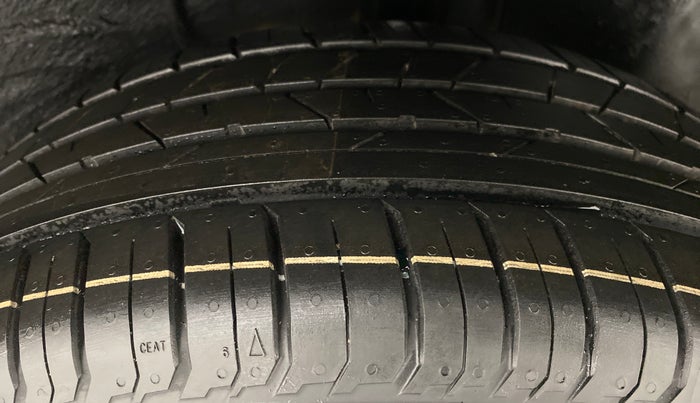 2020 Tata ALTROZ XZ 1.2, Petrol, Manual, 70,764 km, Left Rear Tyre Tread