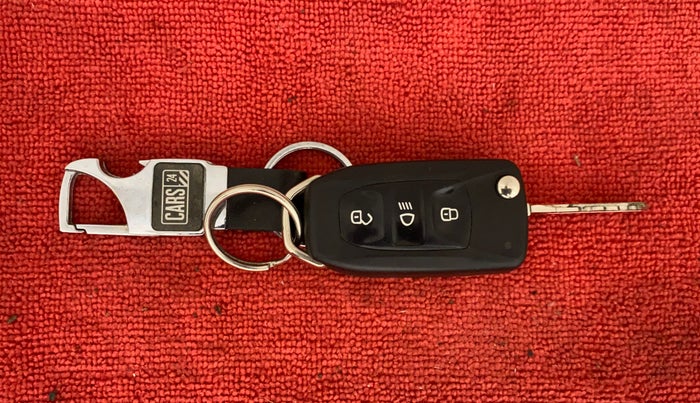 2014 Tata Zest XMS PETROL, Petrol, Manual, 56,112 km, Key Close Up