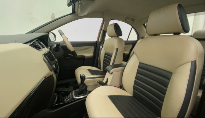 2014 Tata Zest XMS PETROL, Petrol, Manual, 56,112 km, Right Side Front Door Cabin