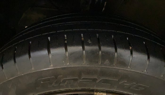 2018 Maruti Baleno DELTA PETROL 1.2, Petrol, Manual, 68,825 km, Left Front Tyre Tread