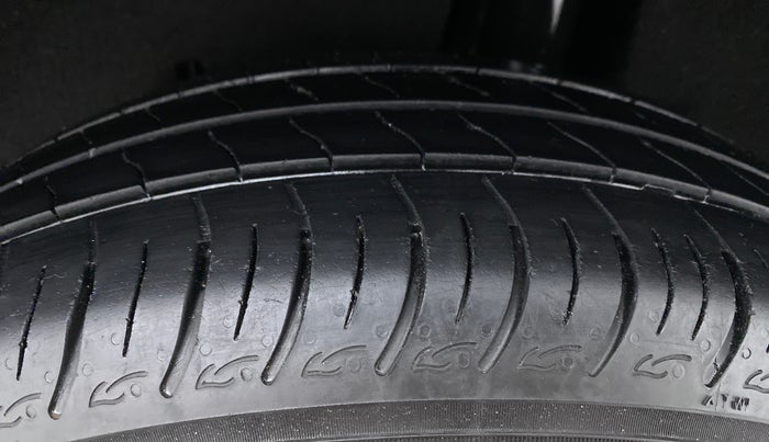 2019 Maruti Baleno DELTA 1.2 K12, Petrol, Manual, 20,747 km, Left Rear Tyre Tread