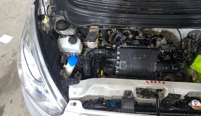 2018 Hyundai Eon SPORTZ, Petrol, Manual, 21,845 km, Engine View - Right
