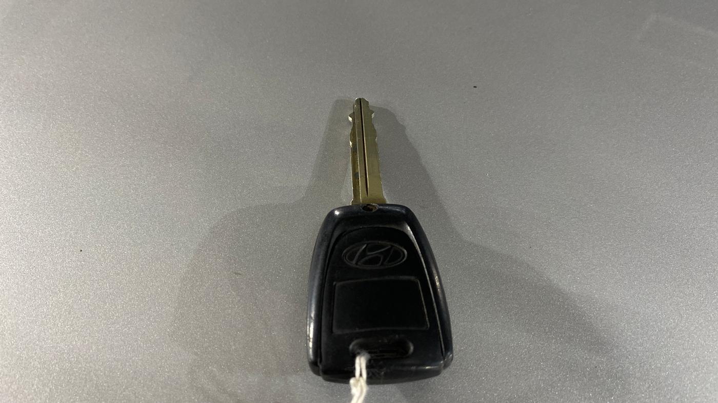 2018 Hyundai Eon SPORTZ, Petrol, Manual, 21,879 km, Key Close Up